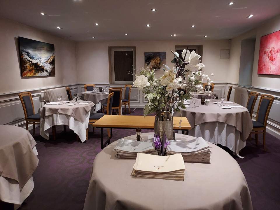 Restaurant Jardins Fleuris Gastronomique Parcey Dole Jura Le Restaurant